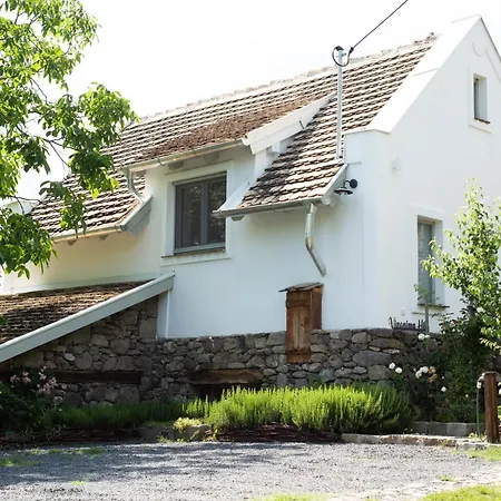 Vinonima Hill Vendeghaz Apartmán *